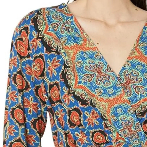 NEW Falling For You Top by FREE PEOPLE - Picture 4 of 7